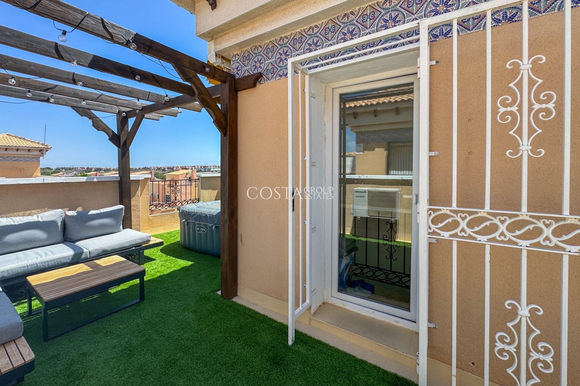 Wiederverkauf - Villa -
Orihuela Costa