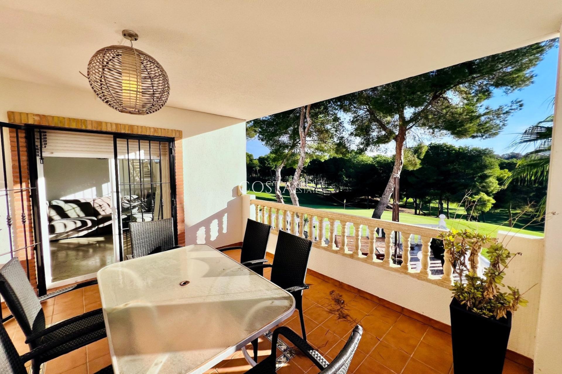 Wiederverkauf - Villa -
Orihuela Costa