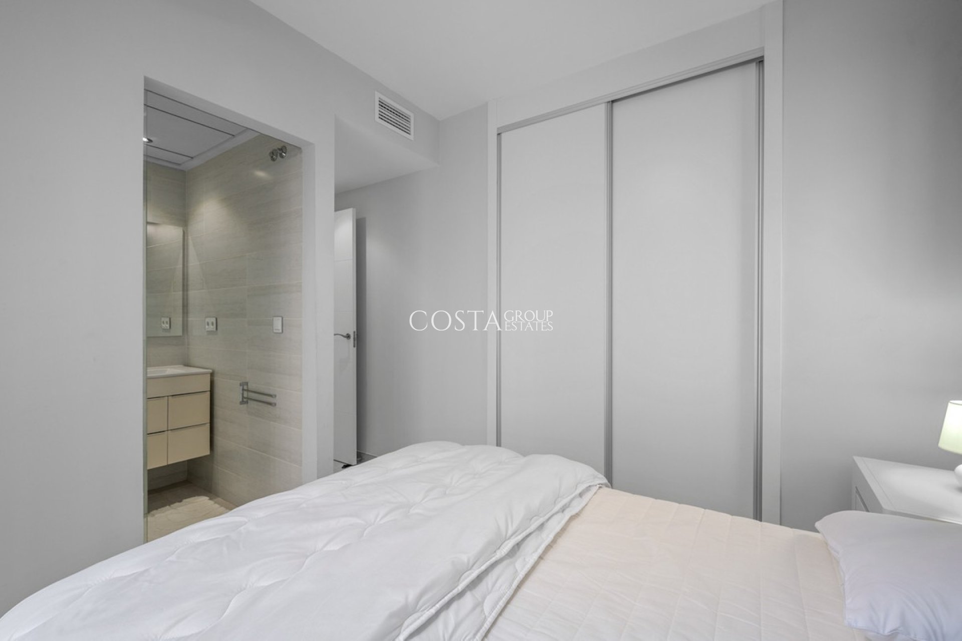 Wiederverkauf - Villa -
Orihuela Costa