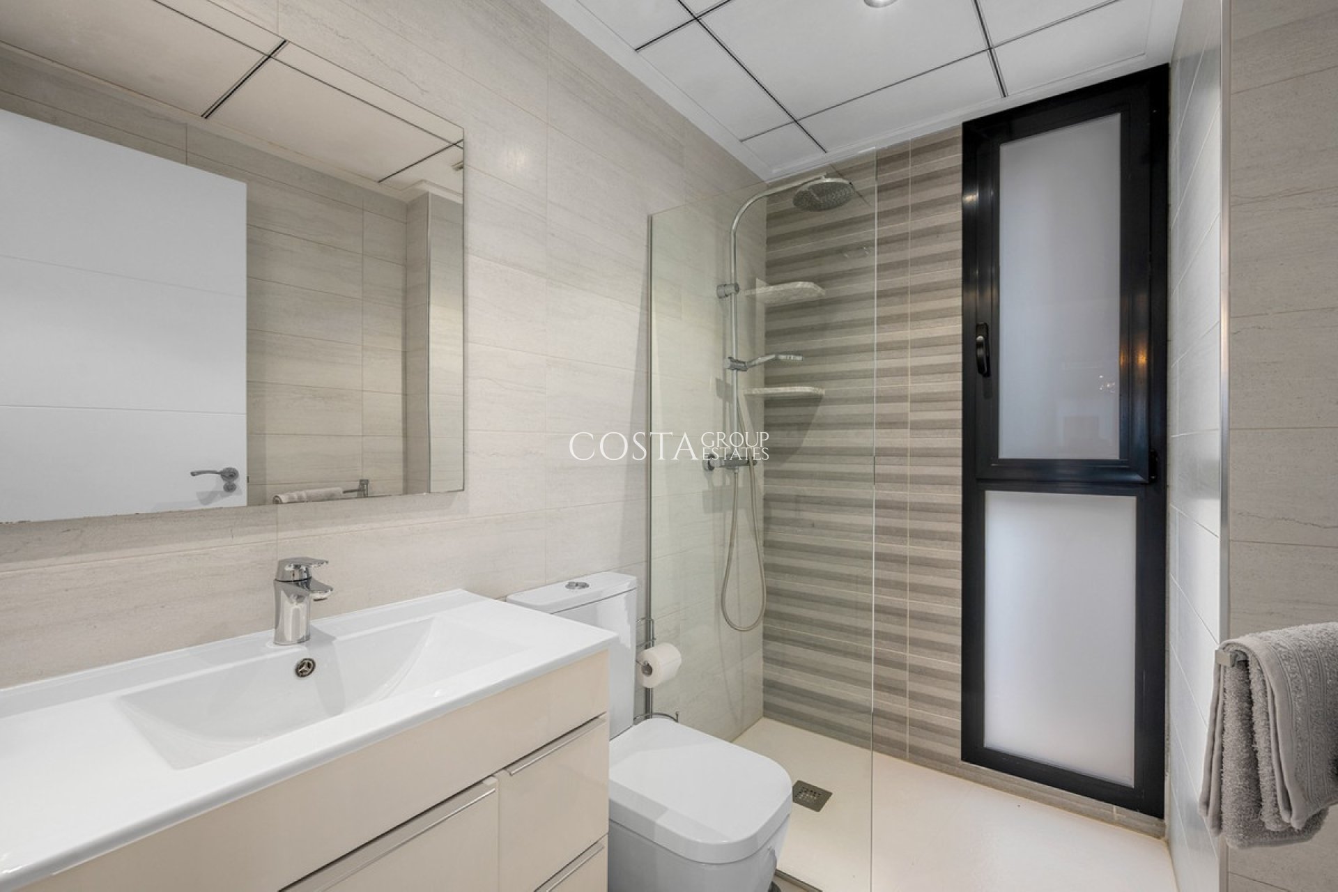 Wiederverkauf - Villa -
Orihuela Costa