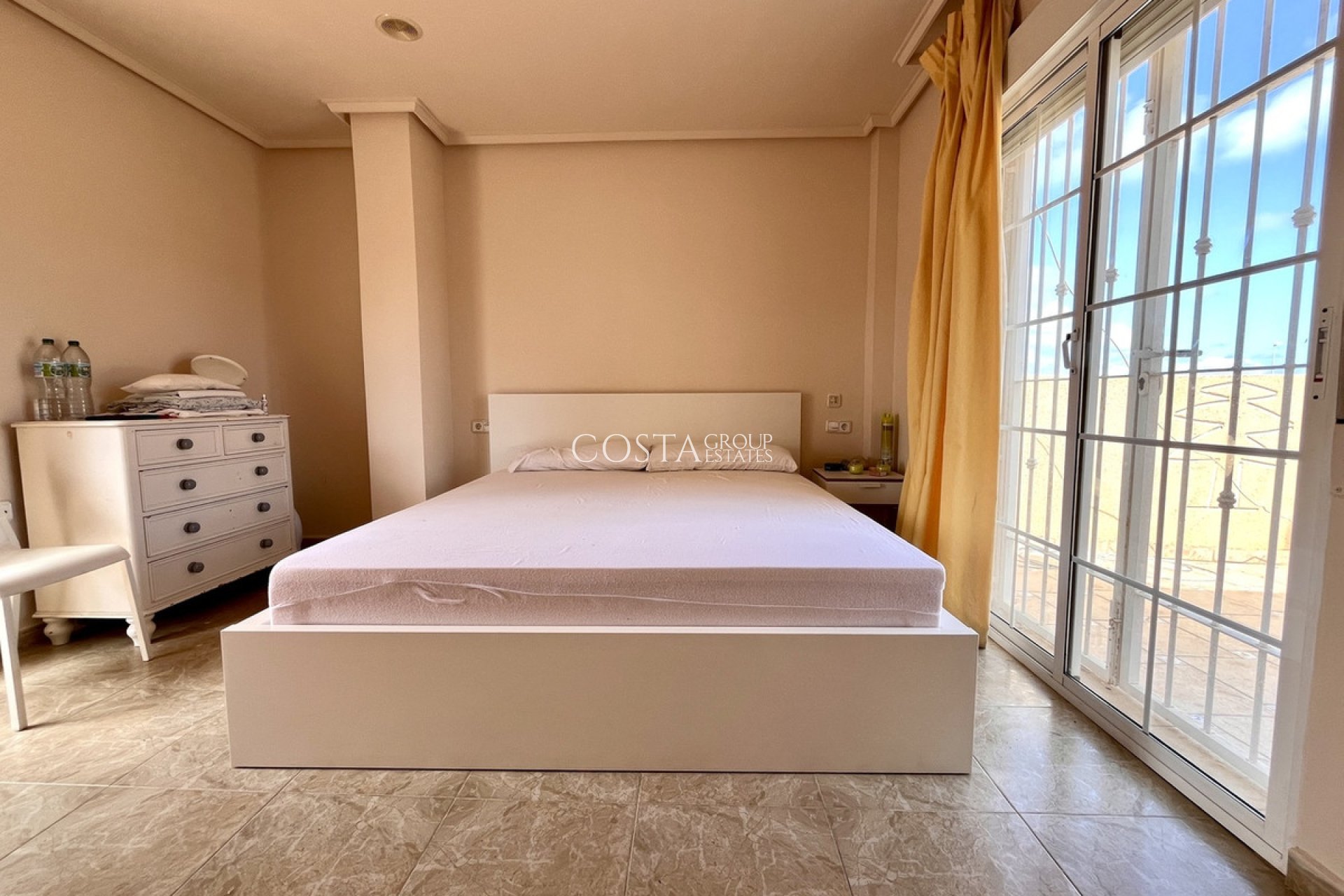 Wiederverkauf - Villa -
Orihuela - La Zenia