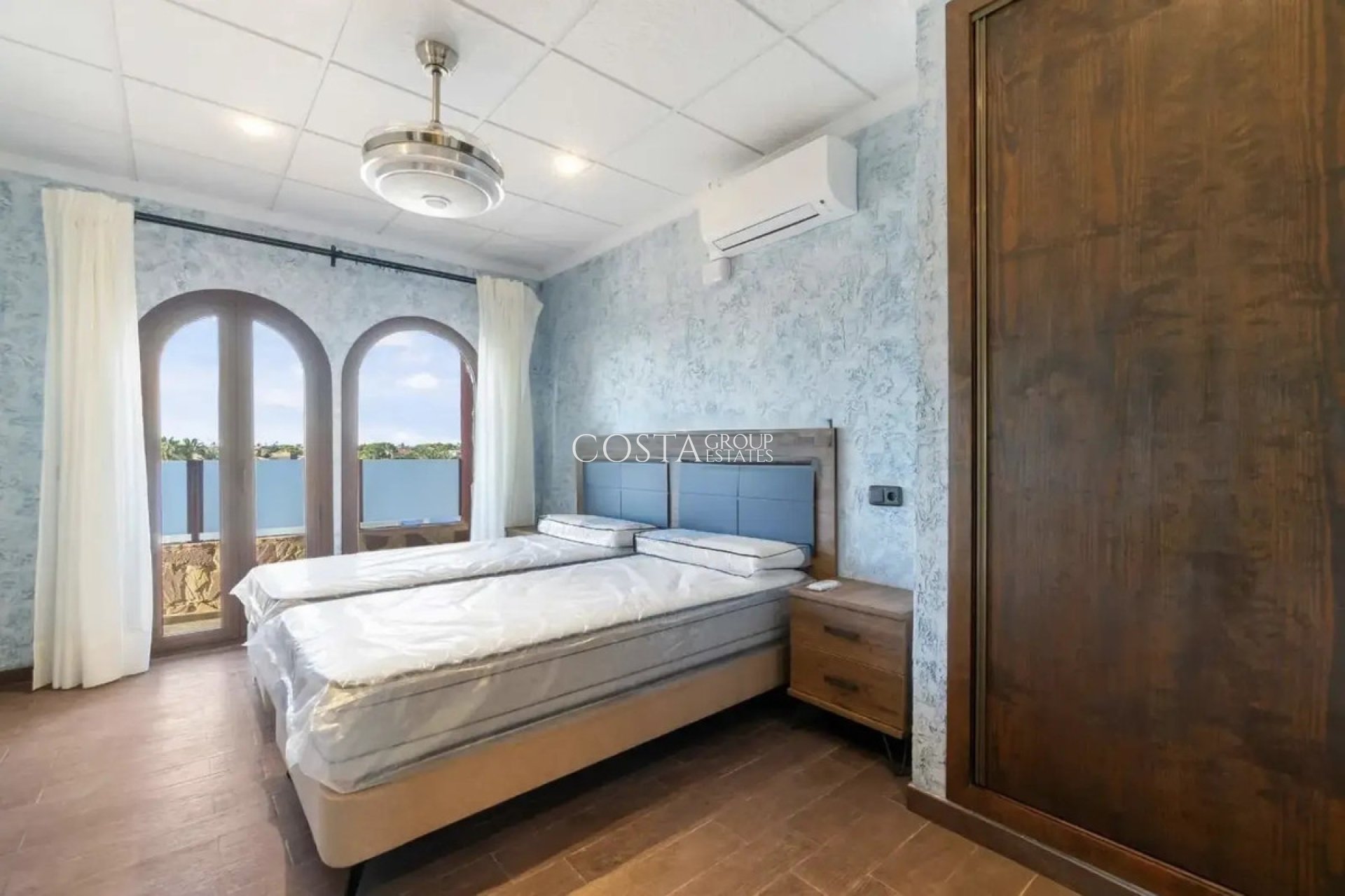 Wiederverkauf - Villa -
Orihuela - La Zenia