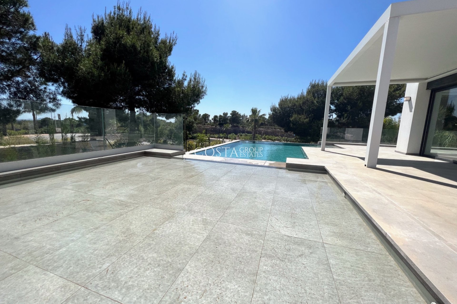 Wiederverkauf - Villa -
Orihuela - Las Colinas Golf