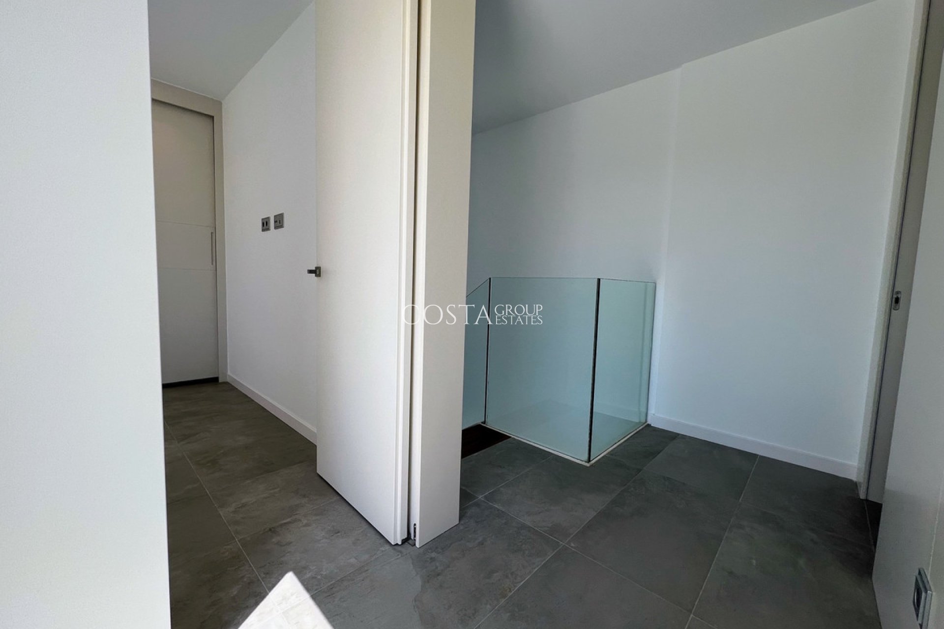 Wiederverkauf - Villa -
Orihuela - Las Colinas Golf