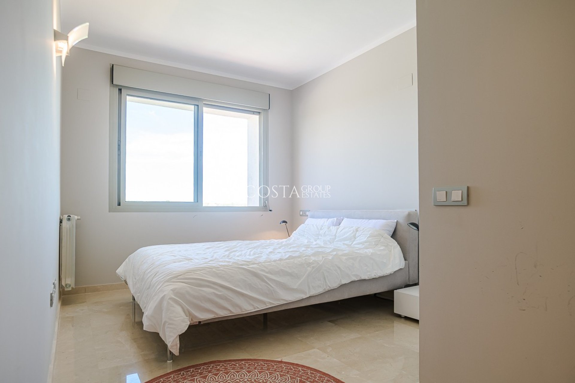 Wiederverkauf - Villa -
Orihuela - Las Colinas Golf