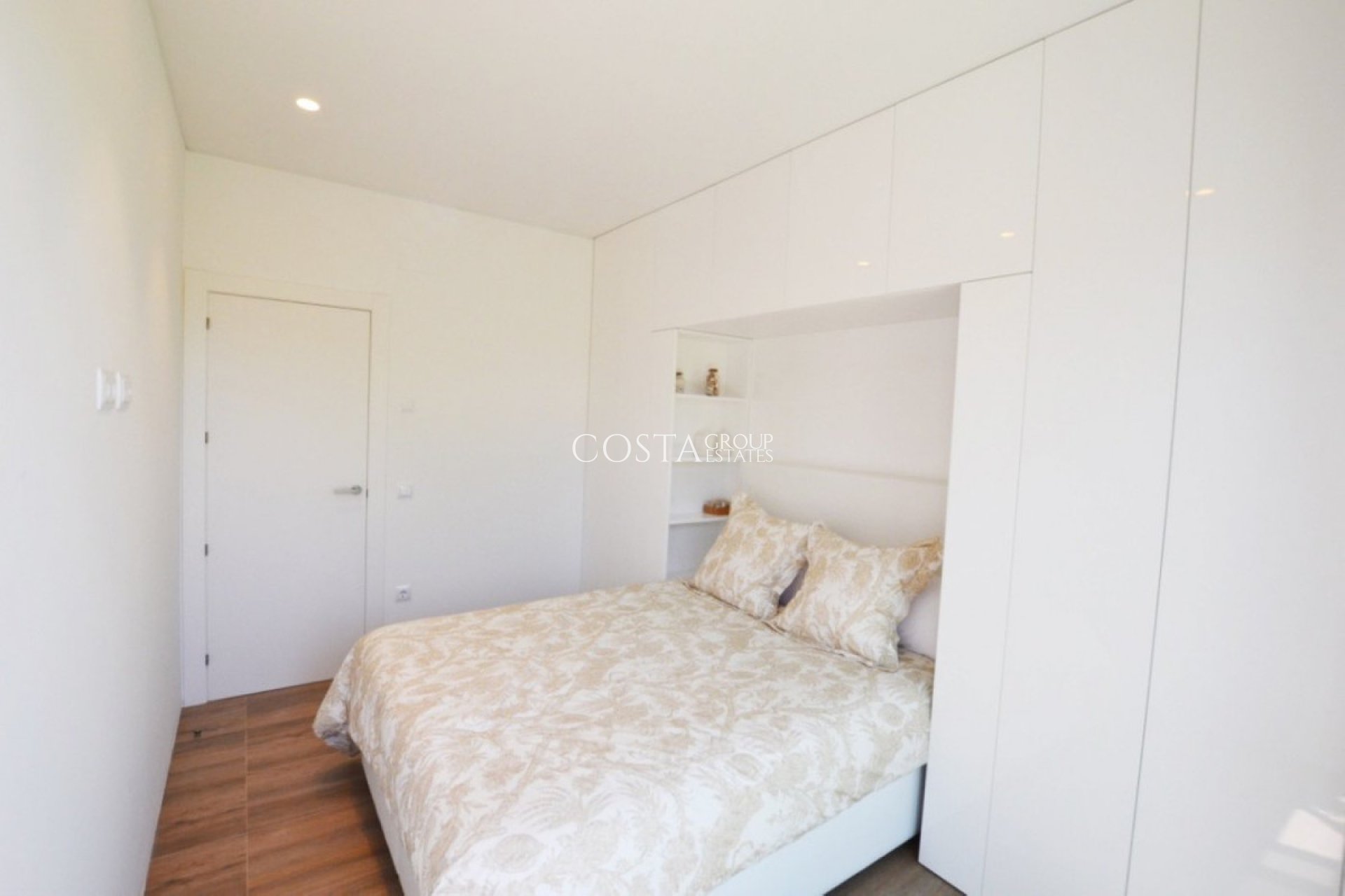 Wiederverkauf - Villa -
Orihuela - Las Colinas Golf
