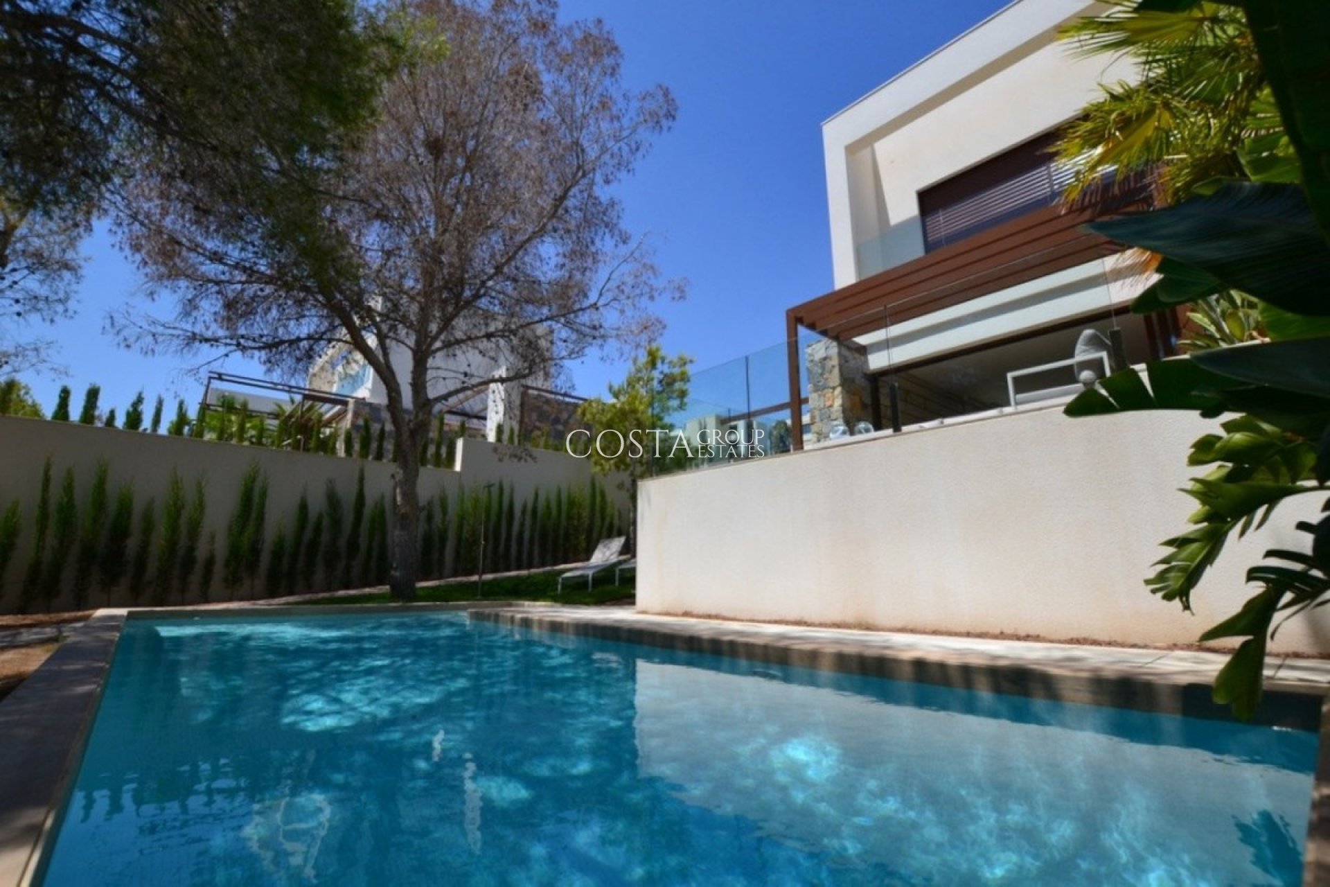 Wiederverkauf - Villa -
Orihuela - Las Colinas Golf