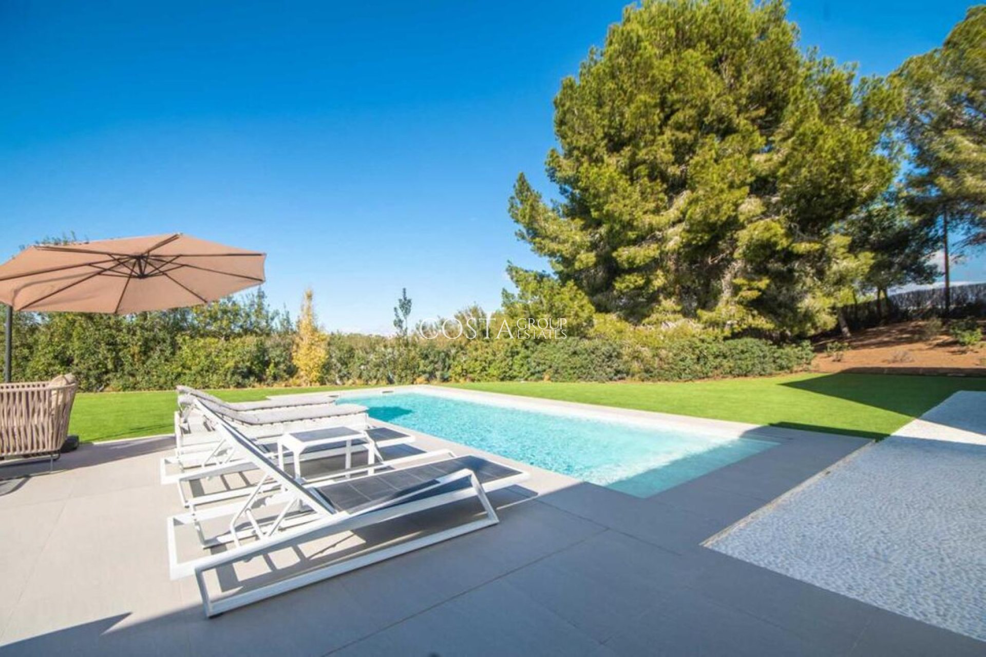 Wiederverkauf - Villa -
Orihuela - Las Colinas Golf