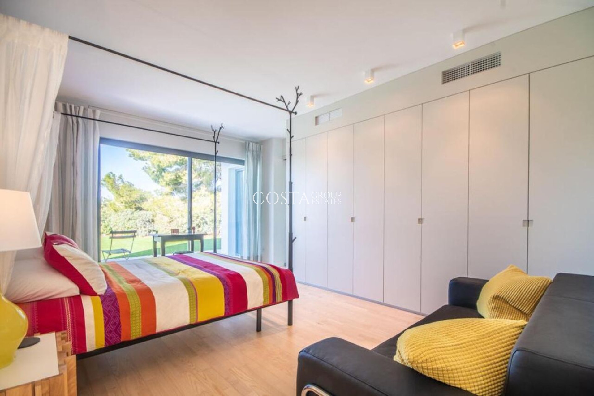 Wiederverkauf - Villa -
Orihuela - Las Colinas Golf