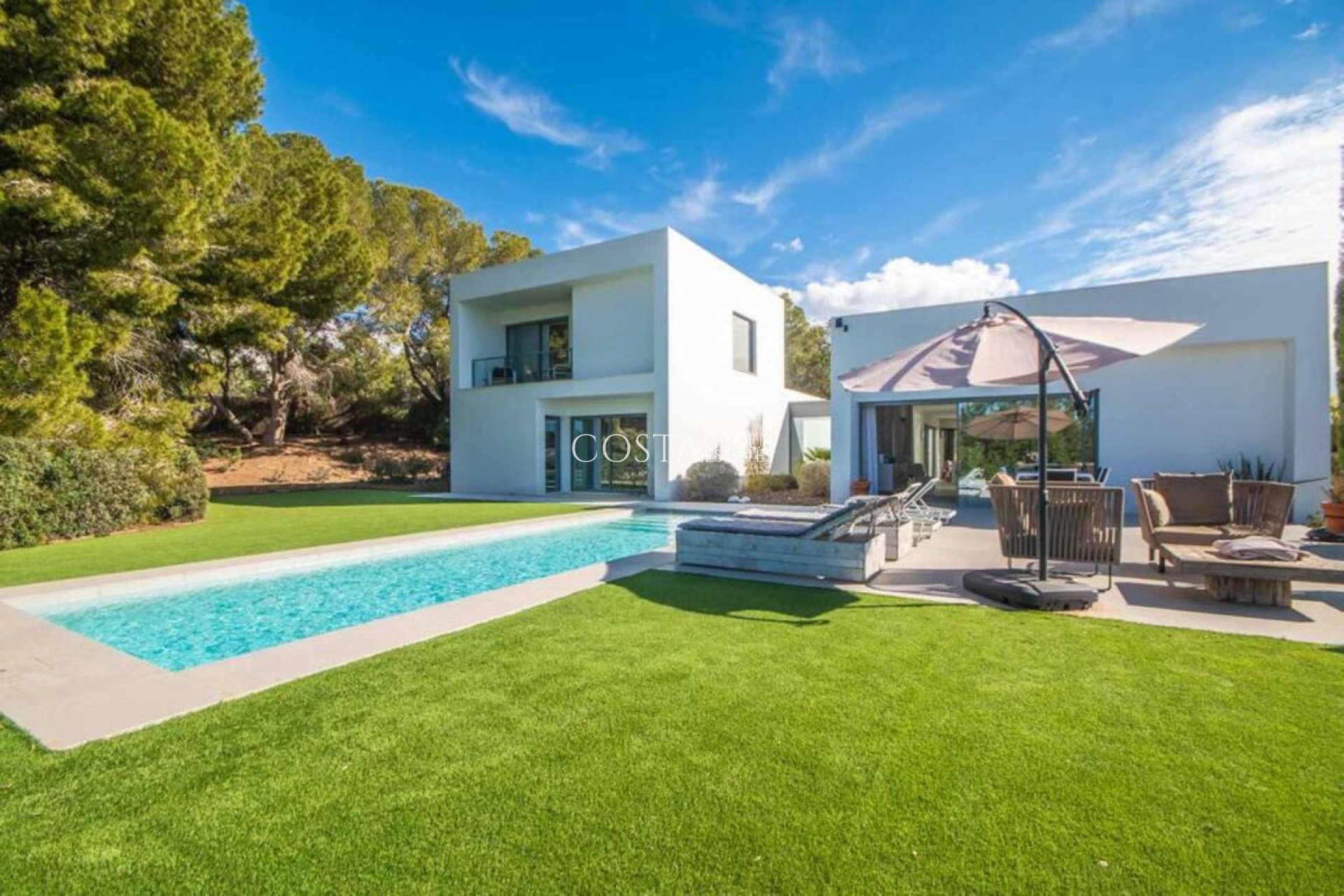 Wiederverkauf - Villa -
Orihuela - Las Colinas Golf