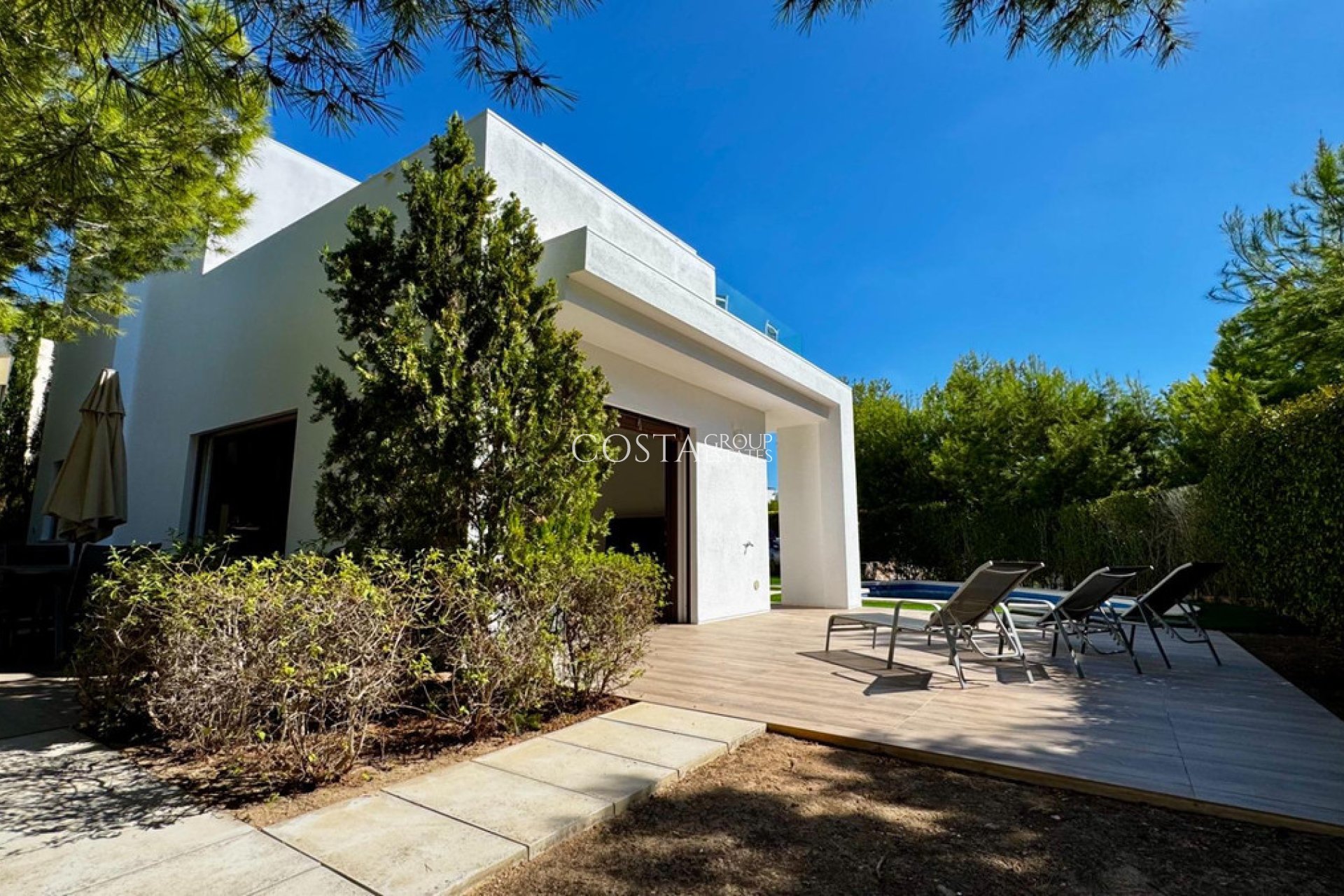 Wiederverkauf - Villa -
Orihuela - Las Colinas Golf