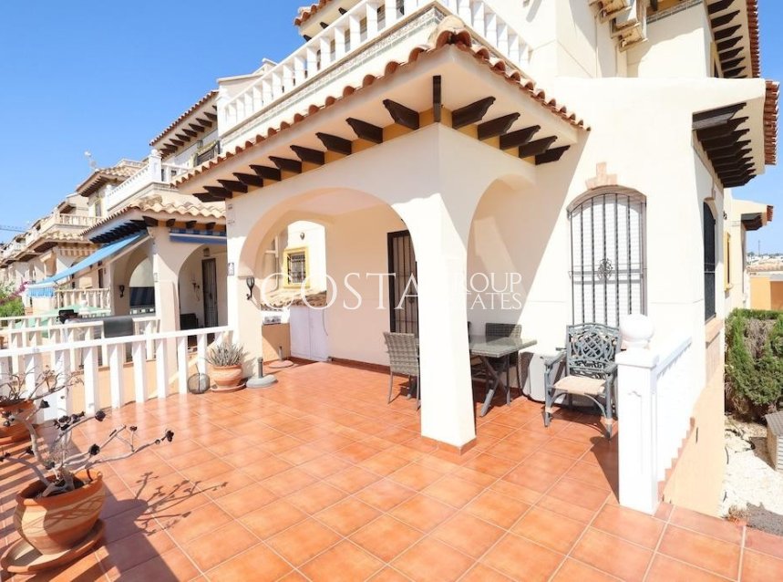 Wiederverkauf - Villa -
Orihuela - Lomas de Cabo Roig