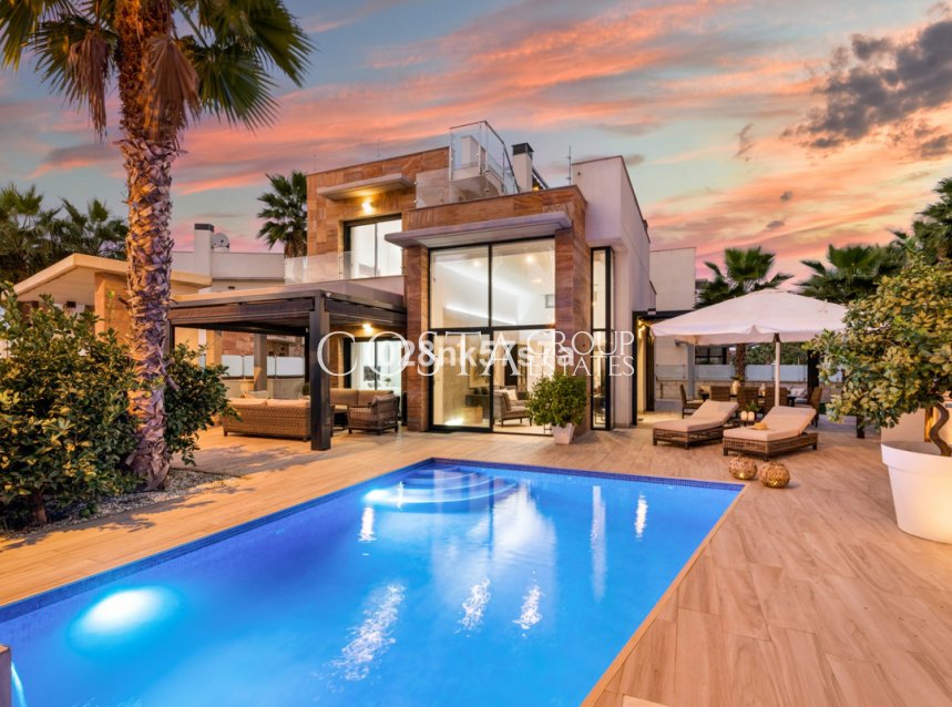 Wiederverkauf - Villa -
Orihuela - Lomas de Cabo Roig