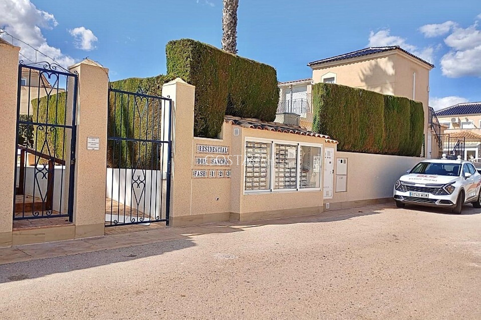 Wiederverkauf - Villa -
Orihuela - Los Altos