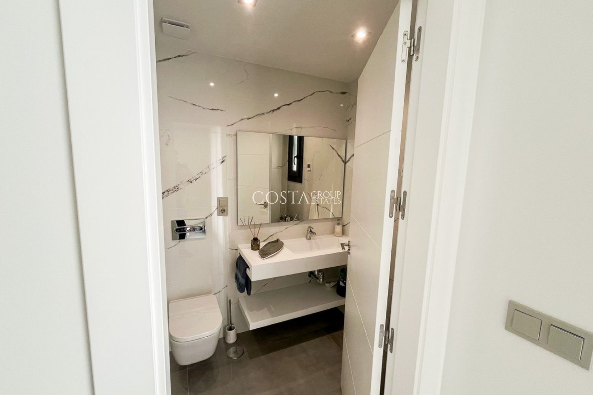 Wiederverkauf - Villa -
Orihuela - Los Altos