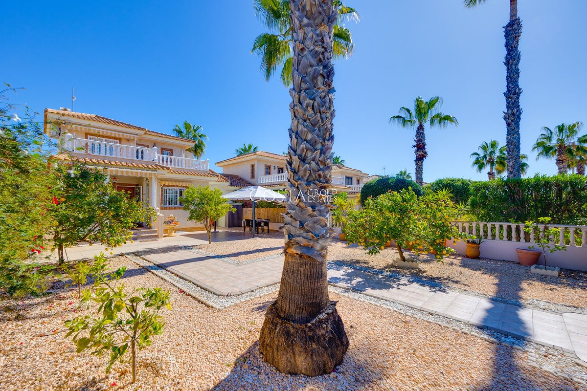 Wiederverkauf - Villa -
Orihuela - Orihuela Costa
