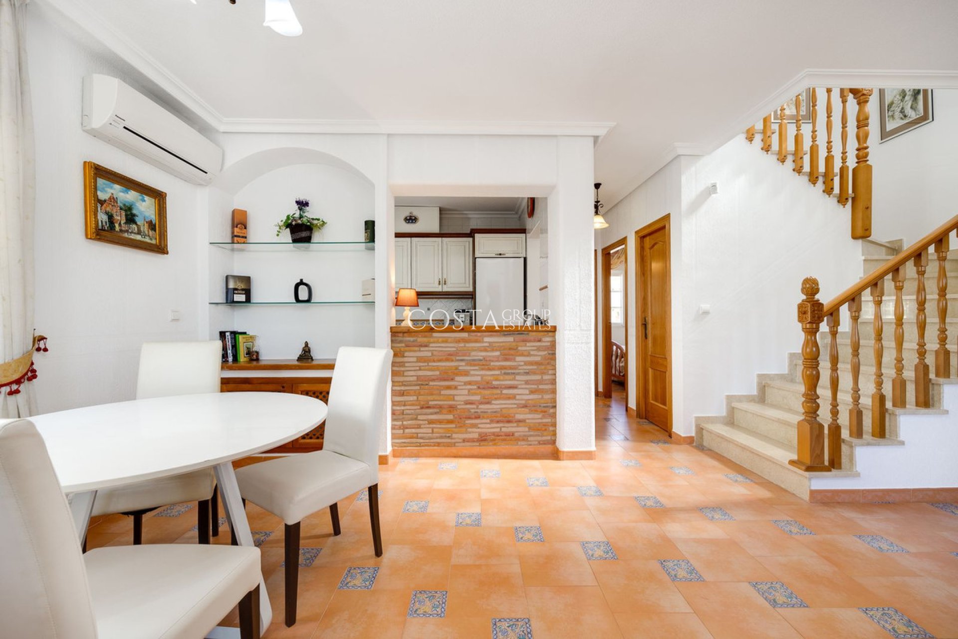 Wiederverkauf - Villa -
Orihuela - Orihuela Costa