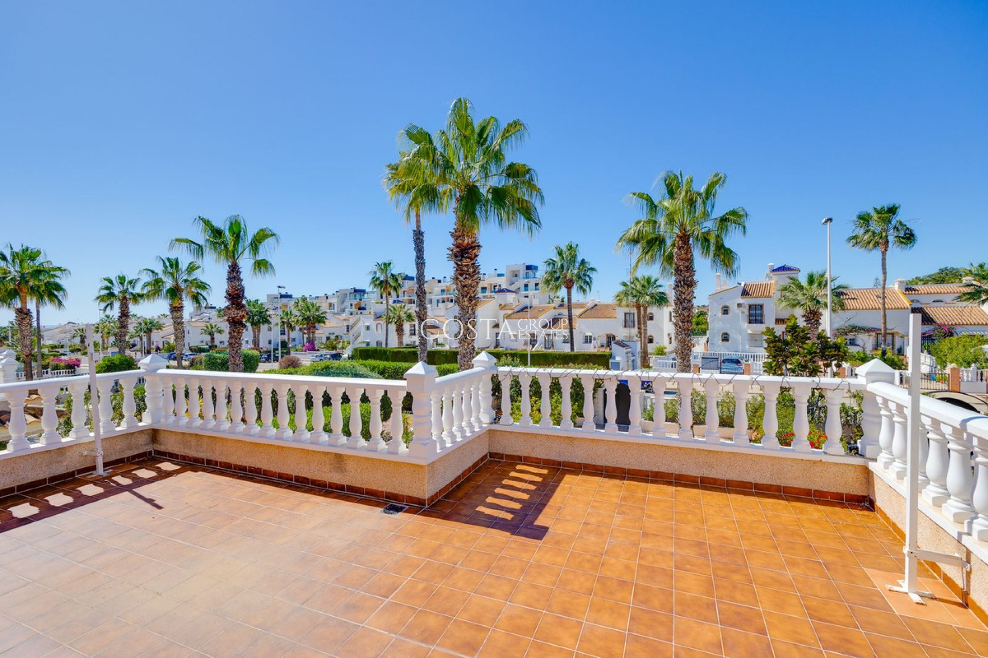 Wiederverkauf - Villa -
Orihuela - Orihuela Costa