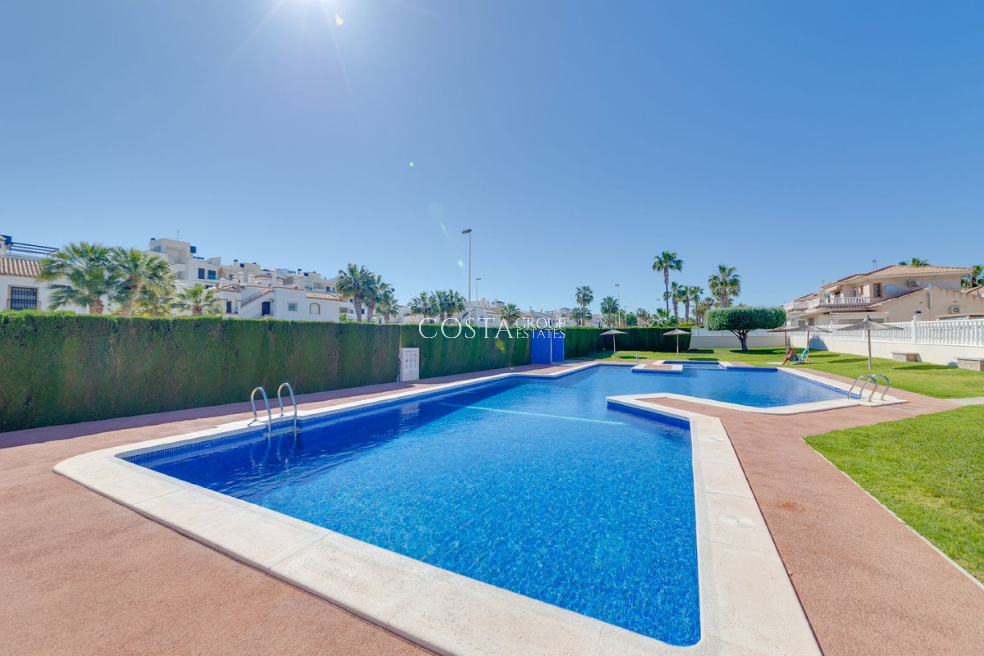 Wiederverkauf - Villa -
Orihuela - Orihuela Costa
