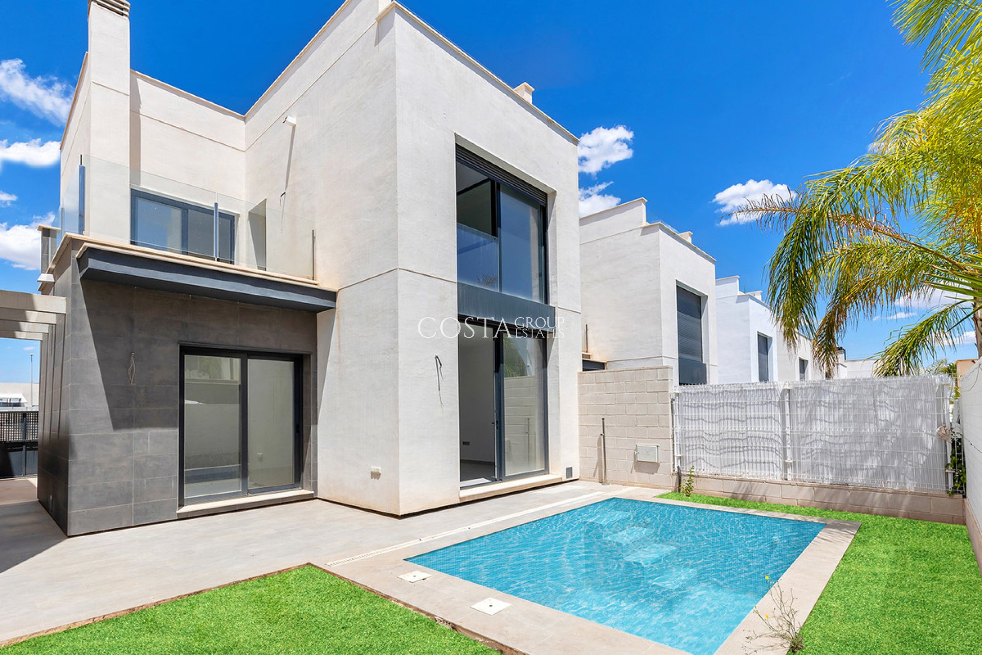 Wiederverkauf - Villa -
Orihuela - Orihuela Costa
