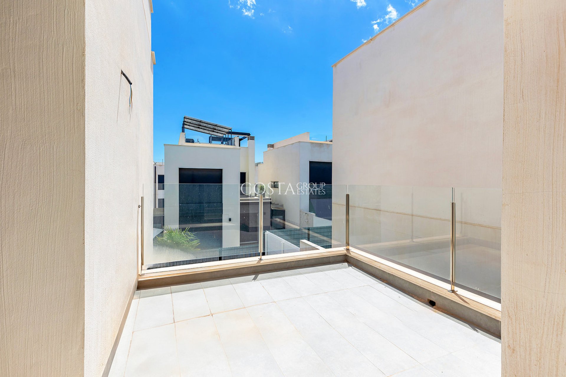 Wiederverkauf - Villa -
Orihuela - Orihuela Costa