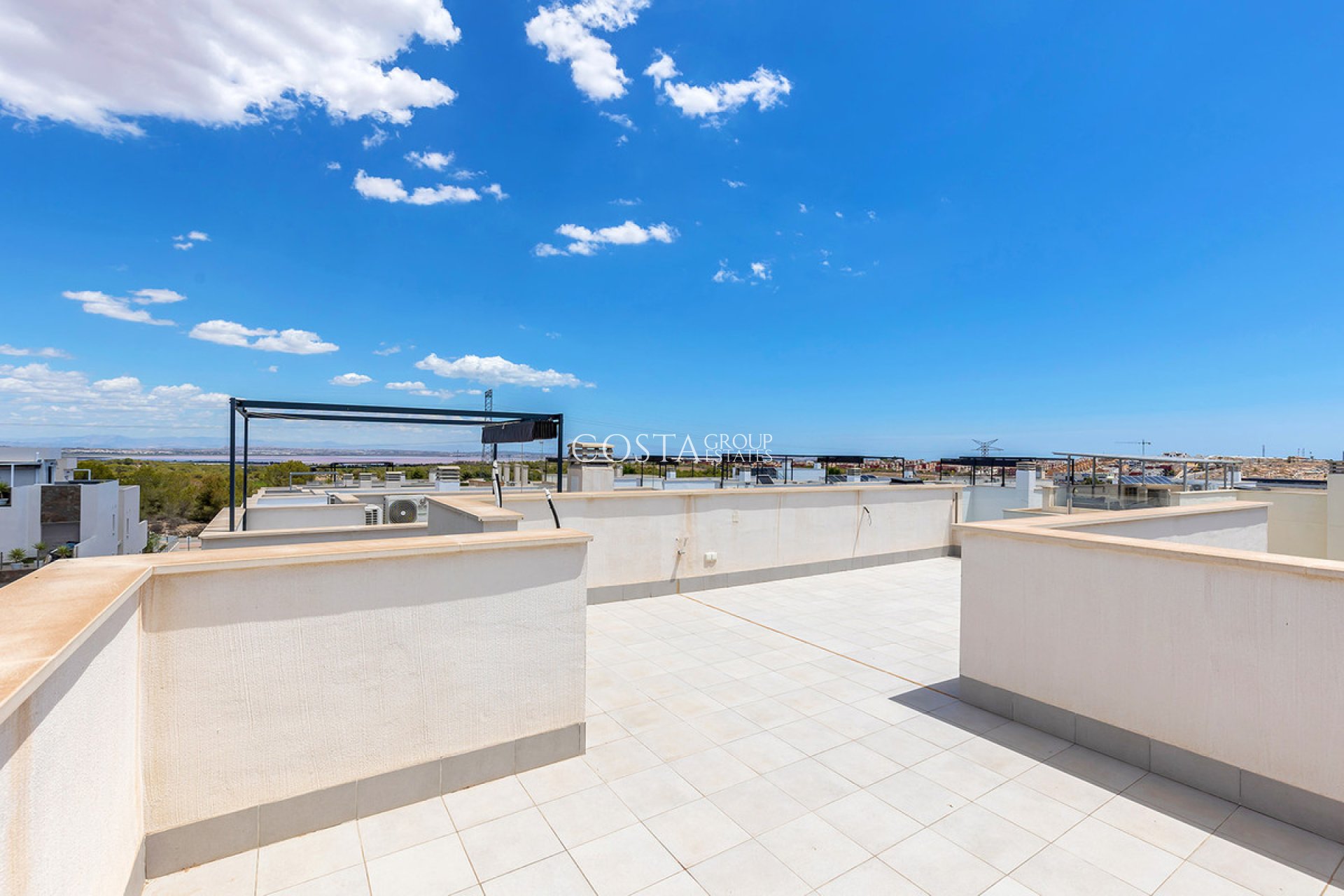 Wiederverkauf - Villa -
Orihuela - Orihuela Costa