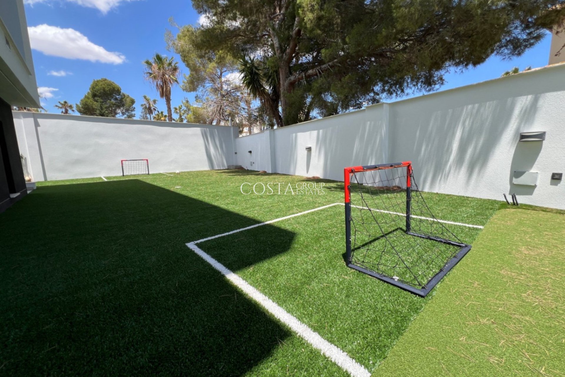 Wiederverkauf - Villa -
Orihuela - Orihuela Costa