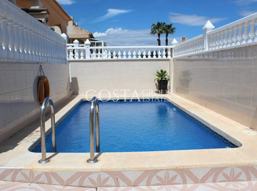 Wiederverkauf - Villa -
Orihuela - Orihuela Costa