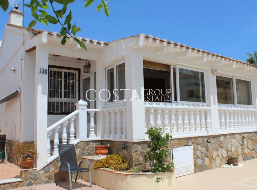 Wiederverkauf - Villa -
Orihuela - Orihuela Costa