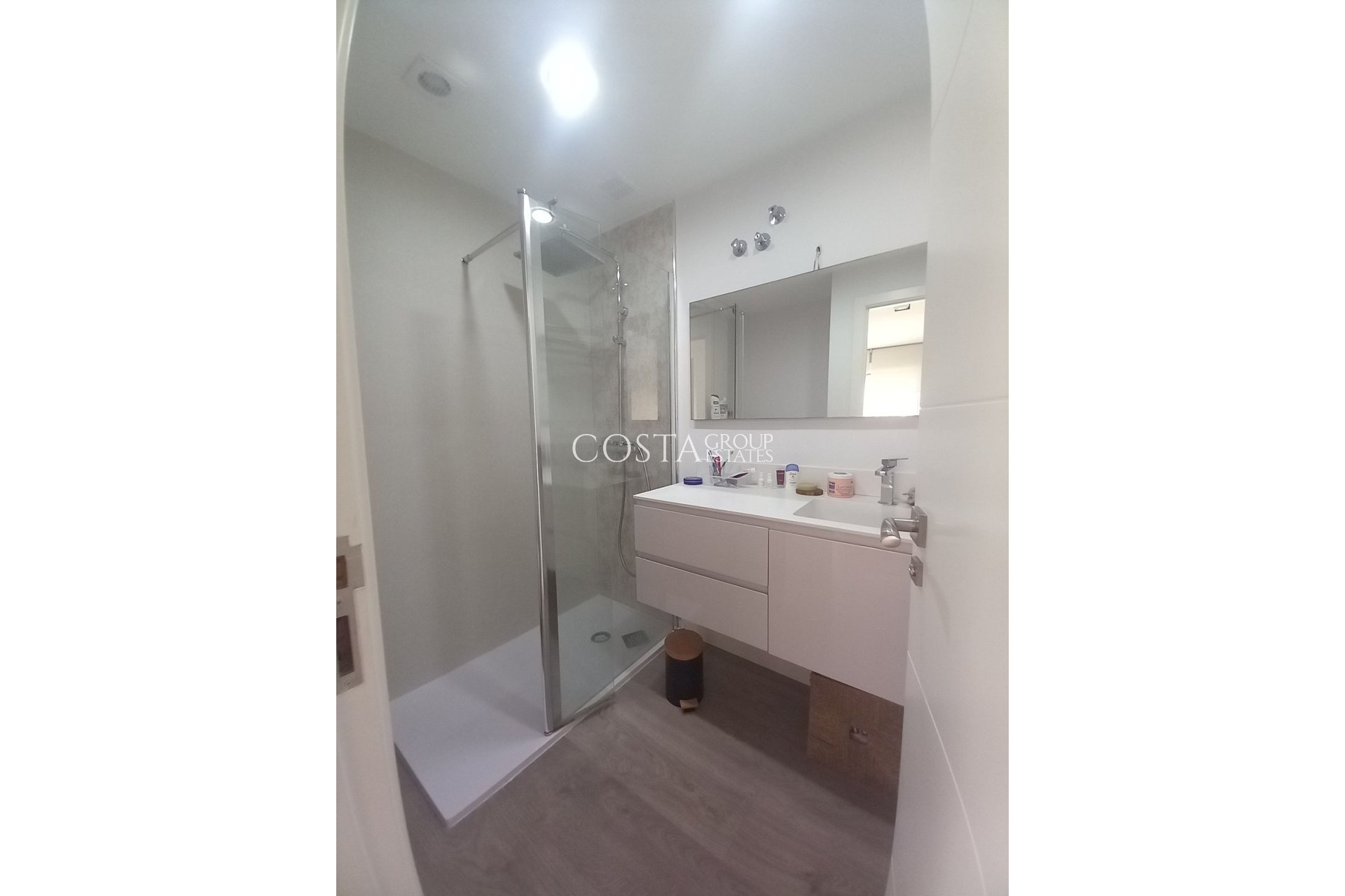 Wiederverkauf - Villa -
Orihuela - Orihuela Costa