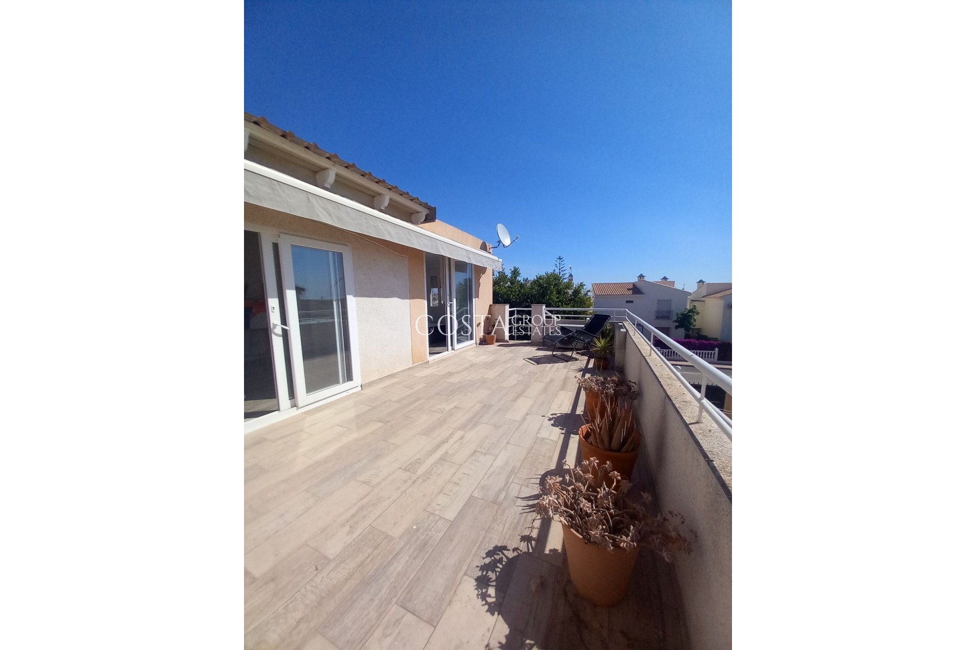Wiederverkauf - Villa -
Orihuela - Orihuela Costa