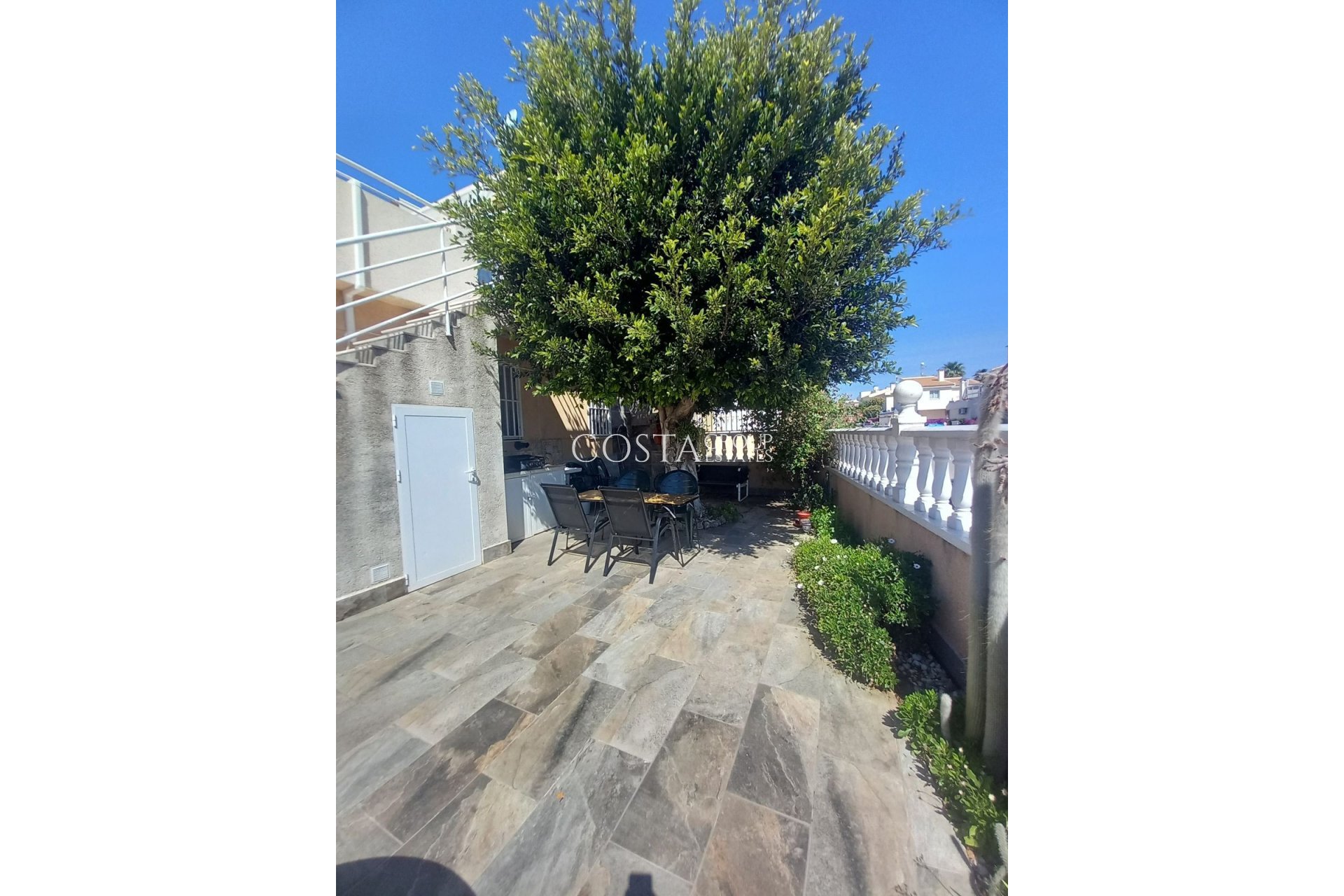 Wiederverkauf - Villa -
Orihuela - Orihuela Costa