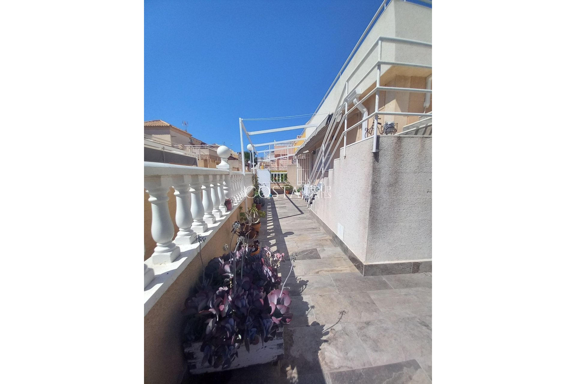 Wiederverkauf - Villa -
Orihuela - Orihuela Costa