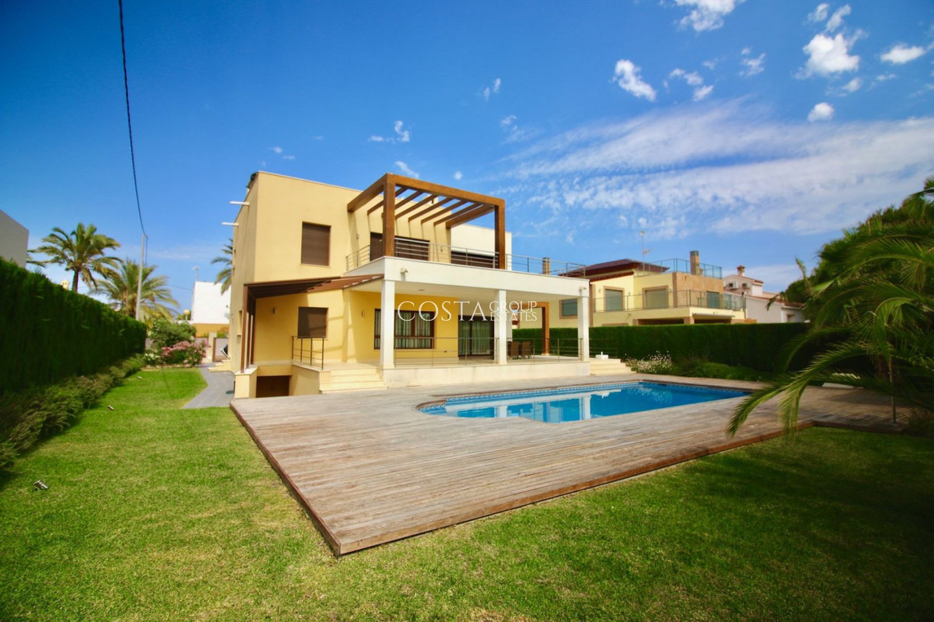 Wiederverkauf - Villa -
Orihuela - Orihuela Costa