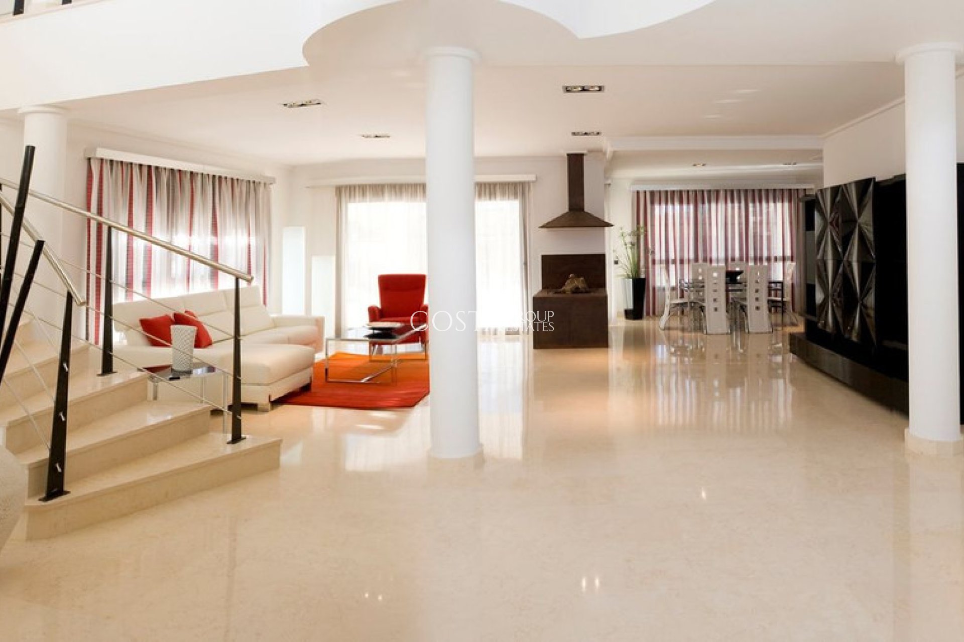 Wiederverkauf - Villa -
Orihuela - Orihuela Costa