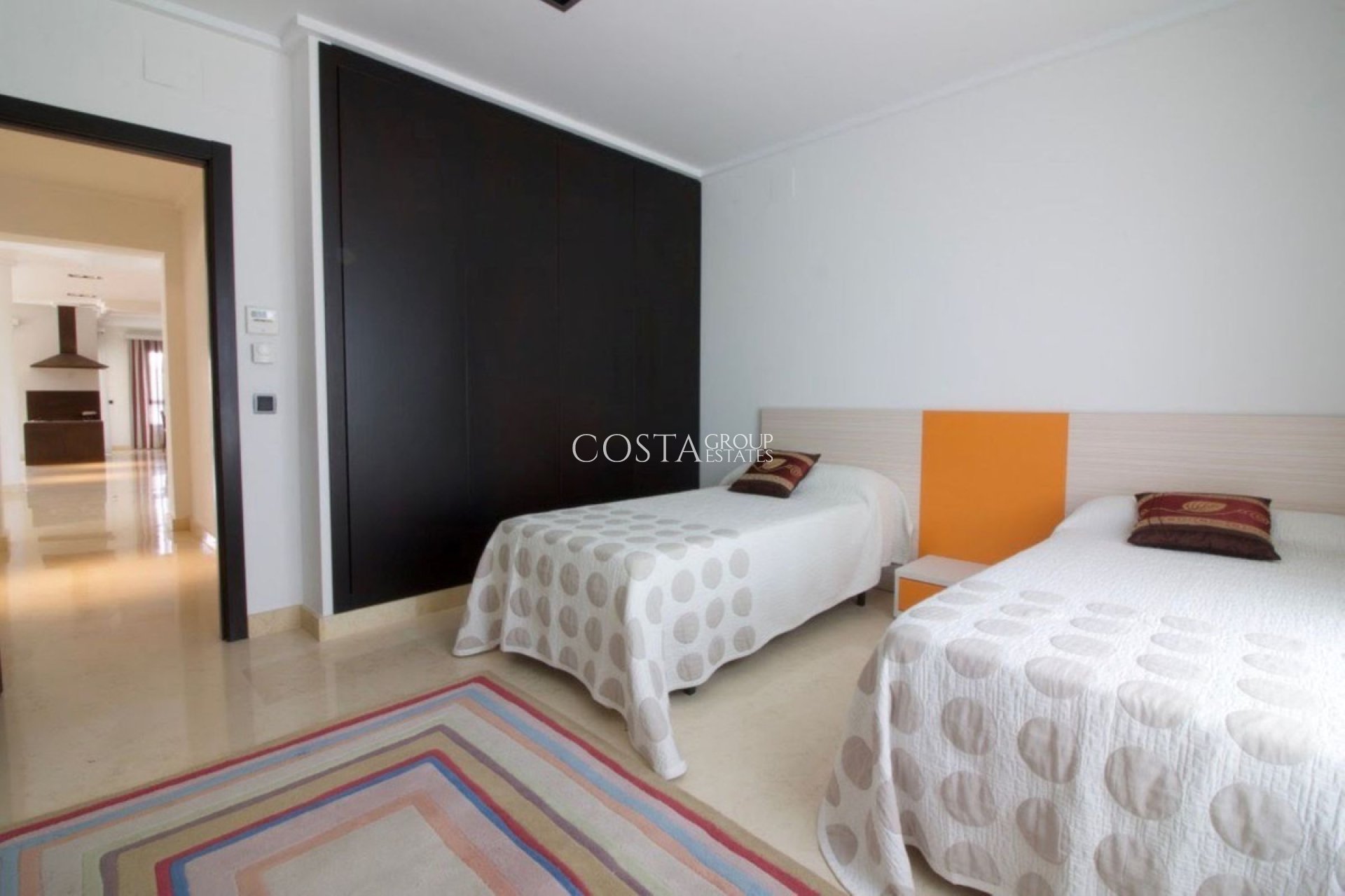 Wiederverkauf - Villa -
Orihuela - Orihuela Costa