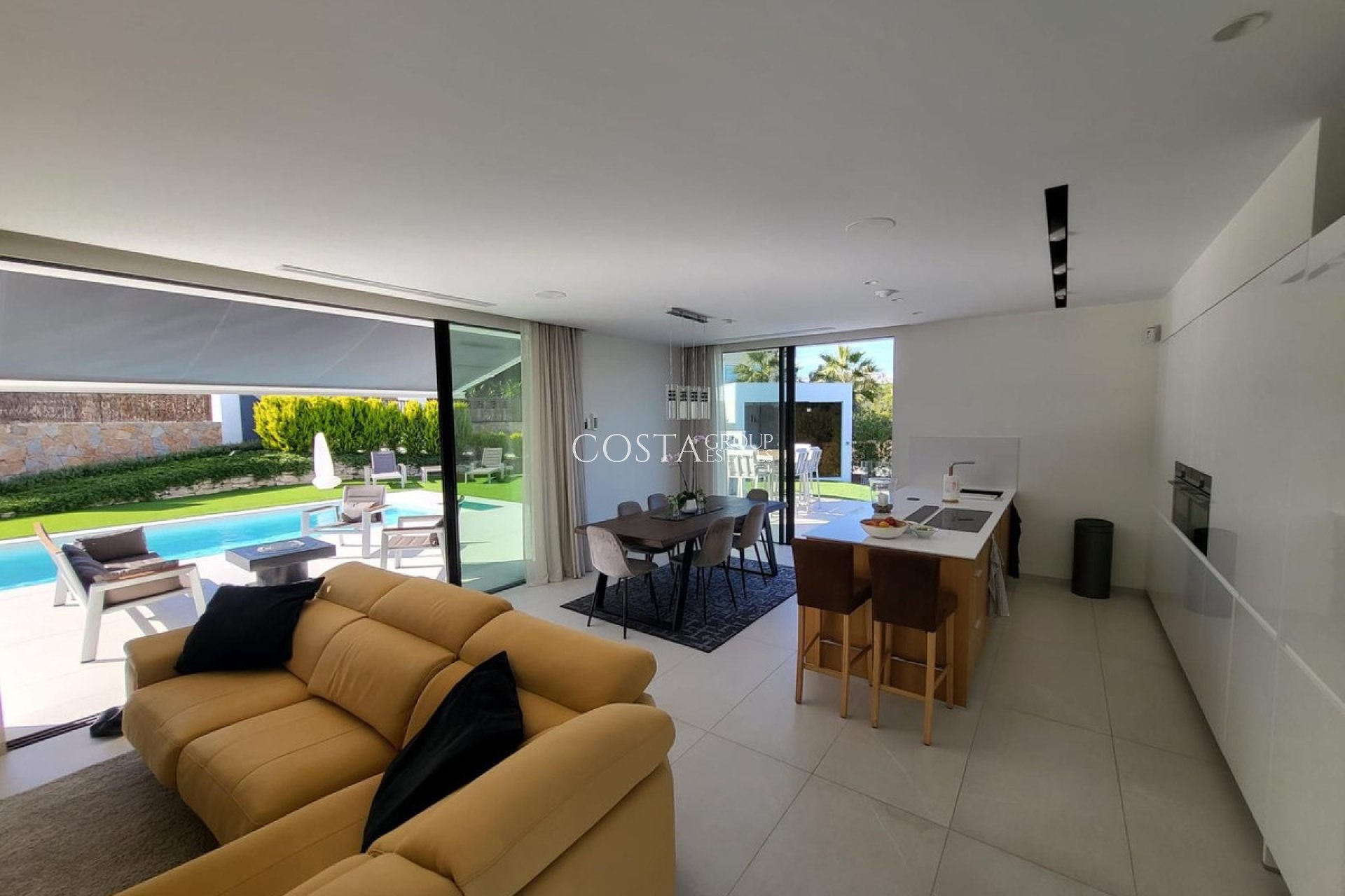 Wiederverkauf - Villa -
Orihuela - Orihuela Costa