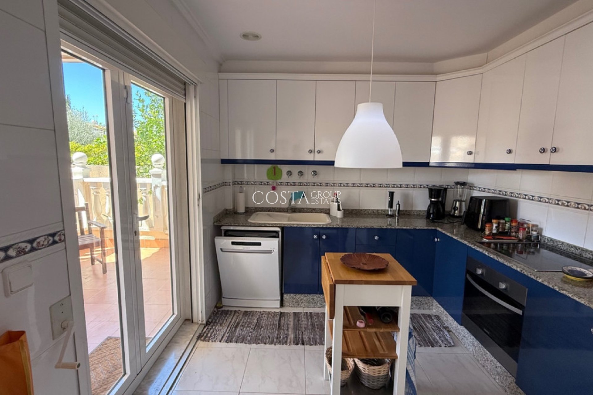 Wiederverkauf - Villa -
Orihuela - Orihuela Costa