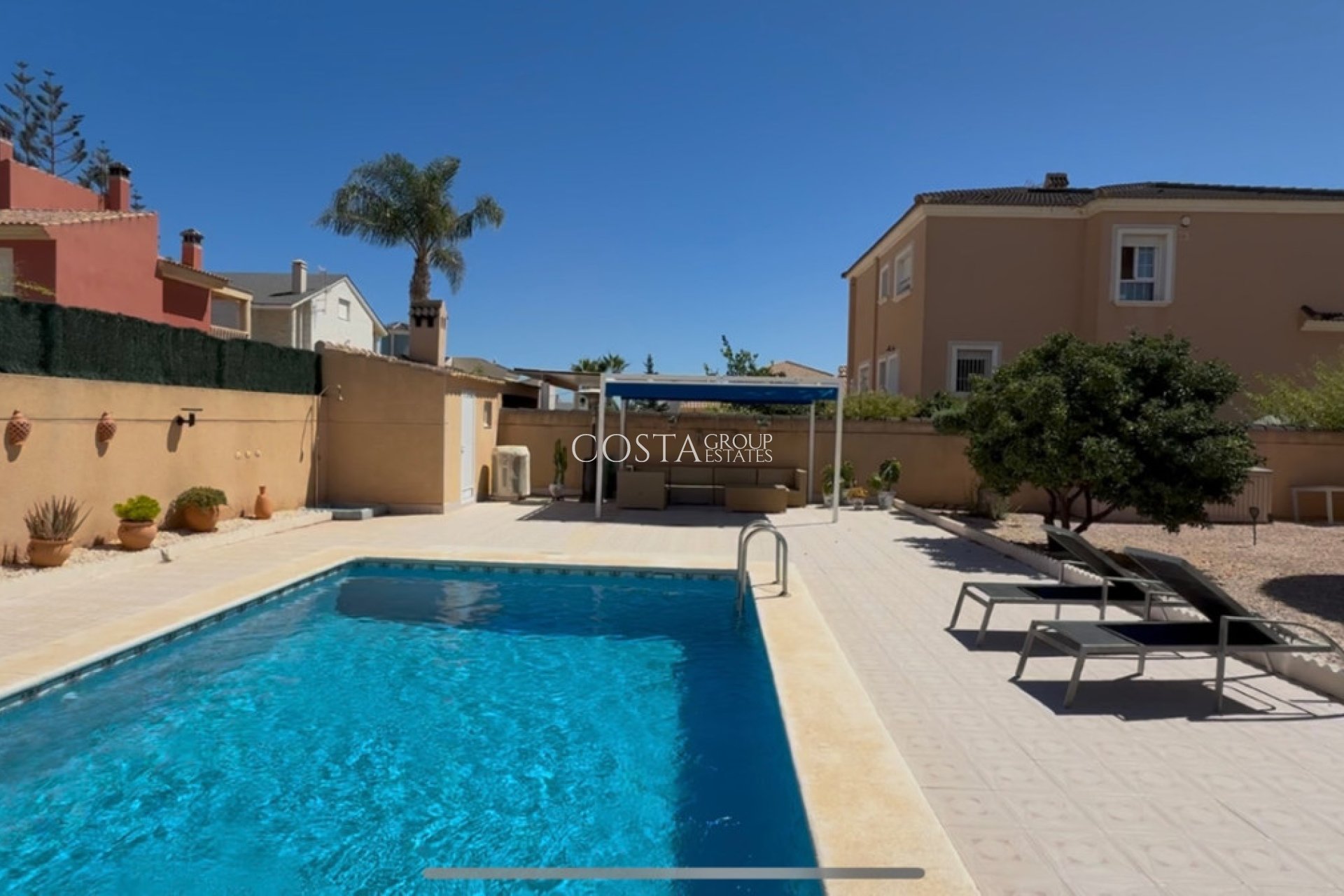 Wiederverkauf - Villa -
Orihuela - Orihuela Costa