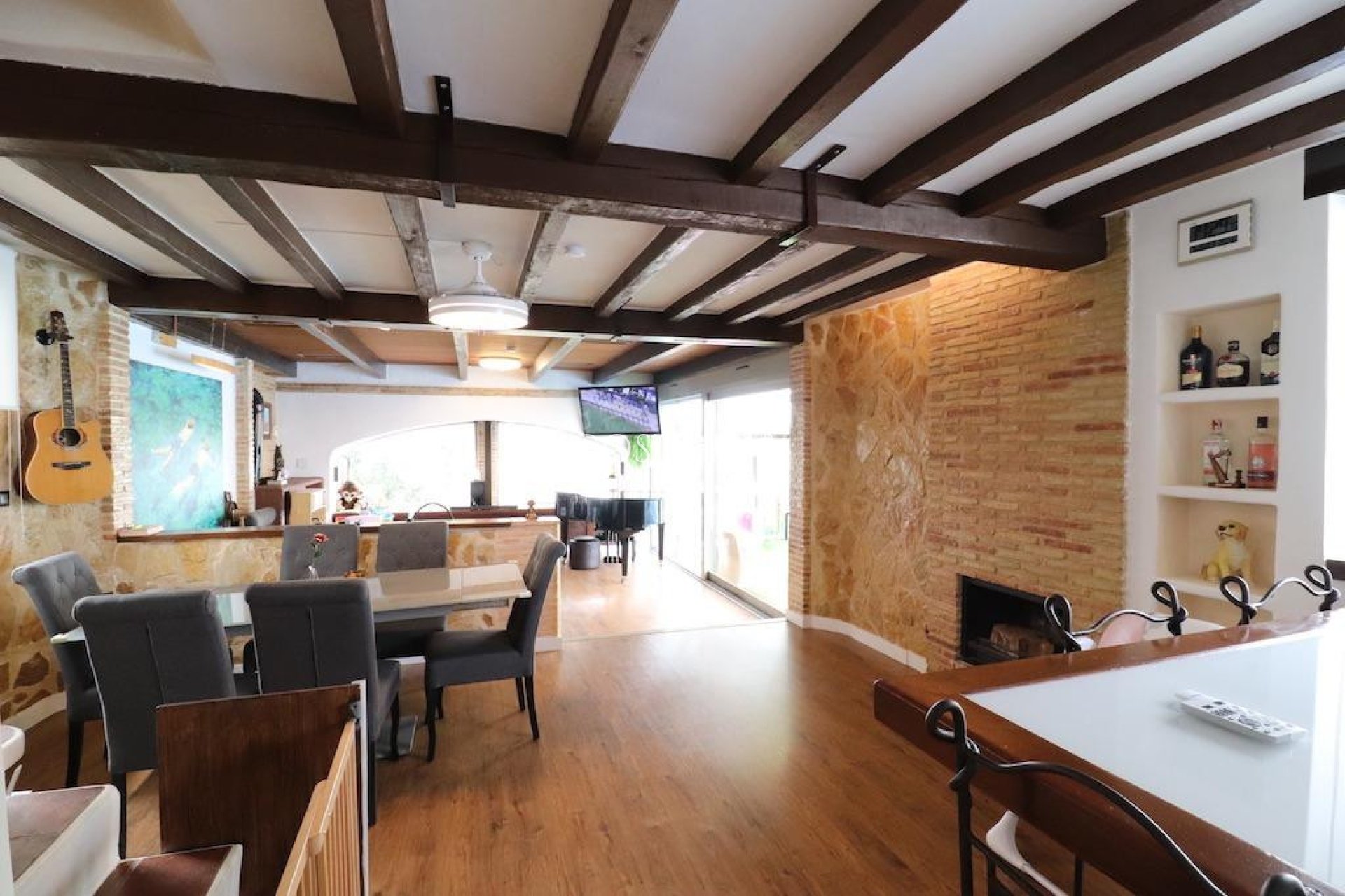 Wiederverkauf - Villa -
Orihuela - Orihuela Costa