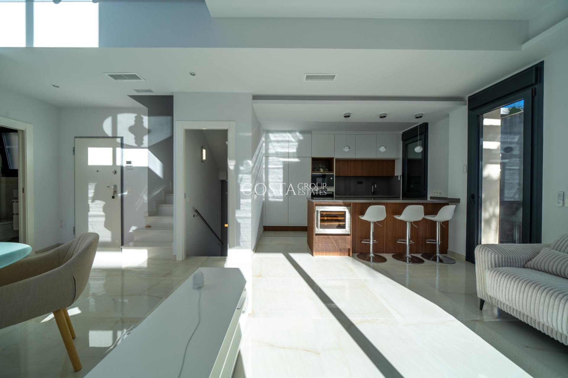 Wiederverkauf - Villa -
Orihuela - Orihuela Costa