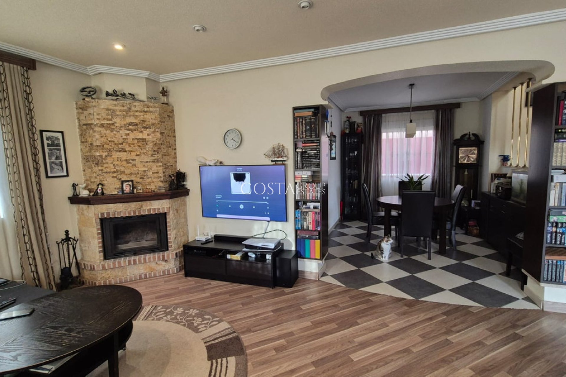 Wiederverkauf - Villa -
Orihuela - Orihuela Costa