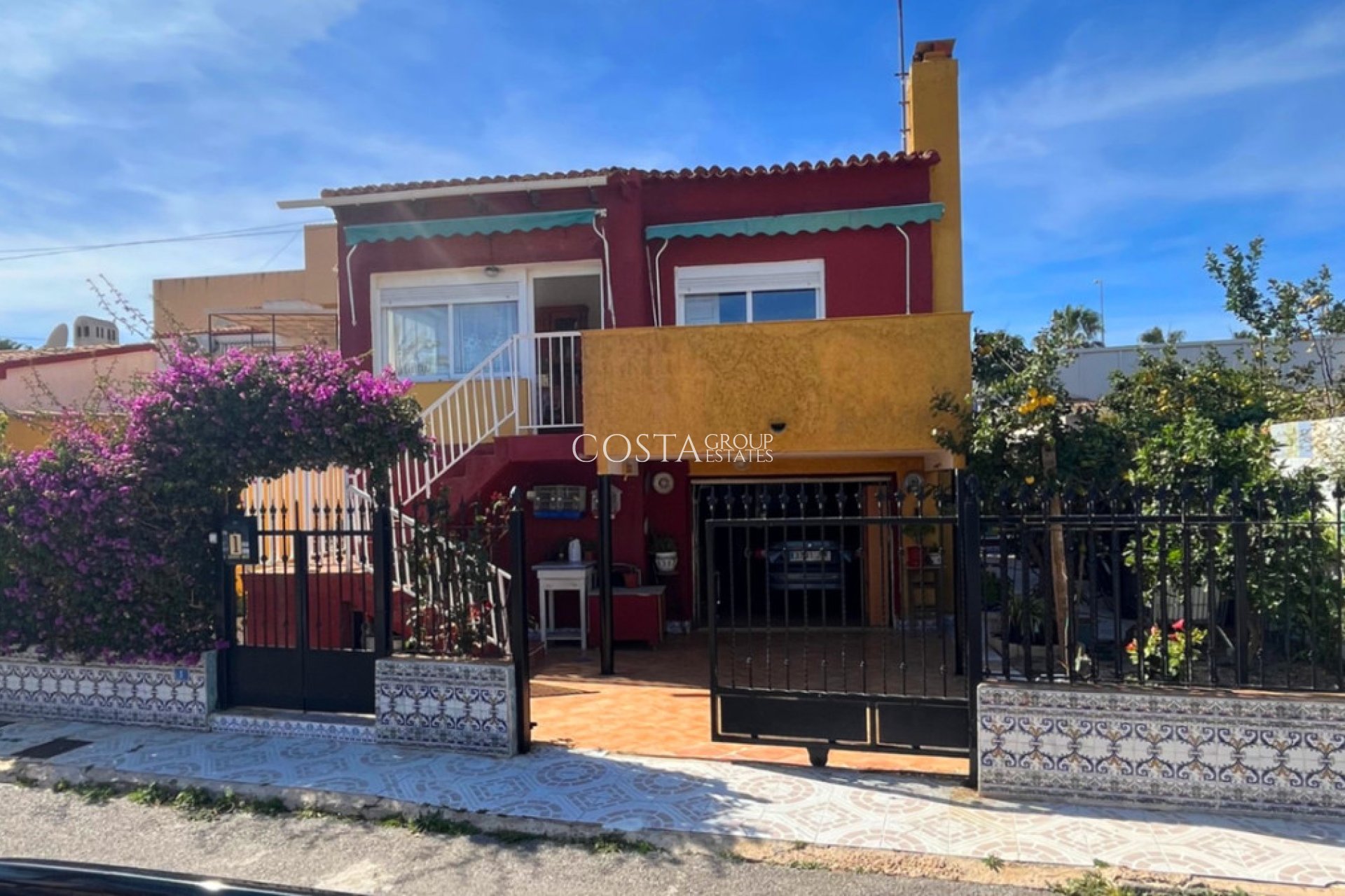 Wiederverkauf - Villa -
Orihuela - Punta Prima
