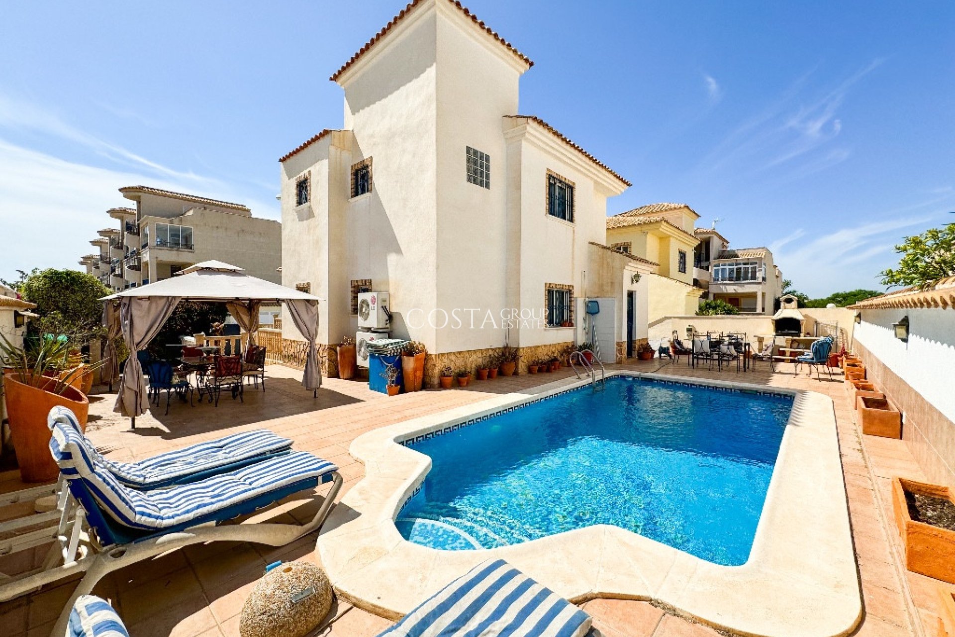Wiederverkauf - Villa -
Orihuela - Punta Prima