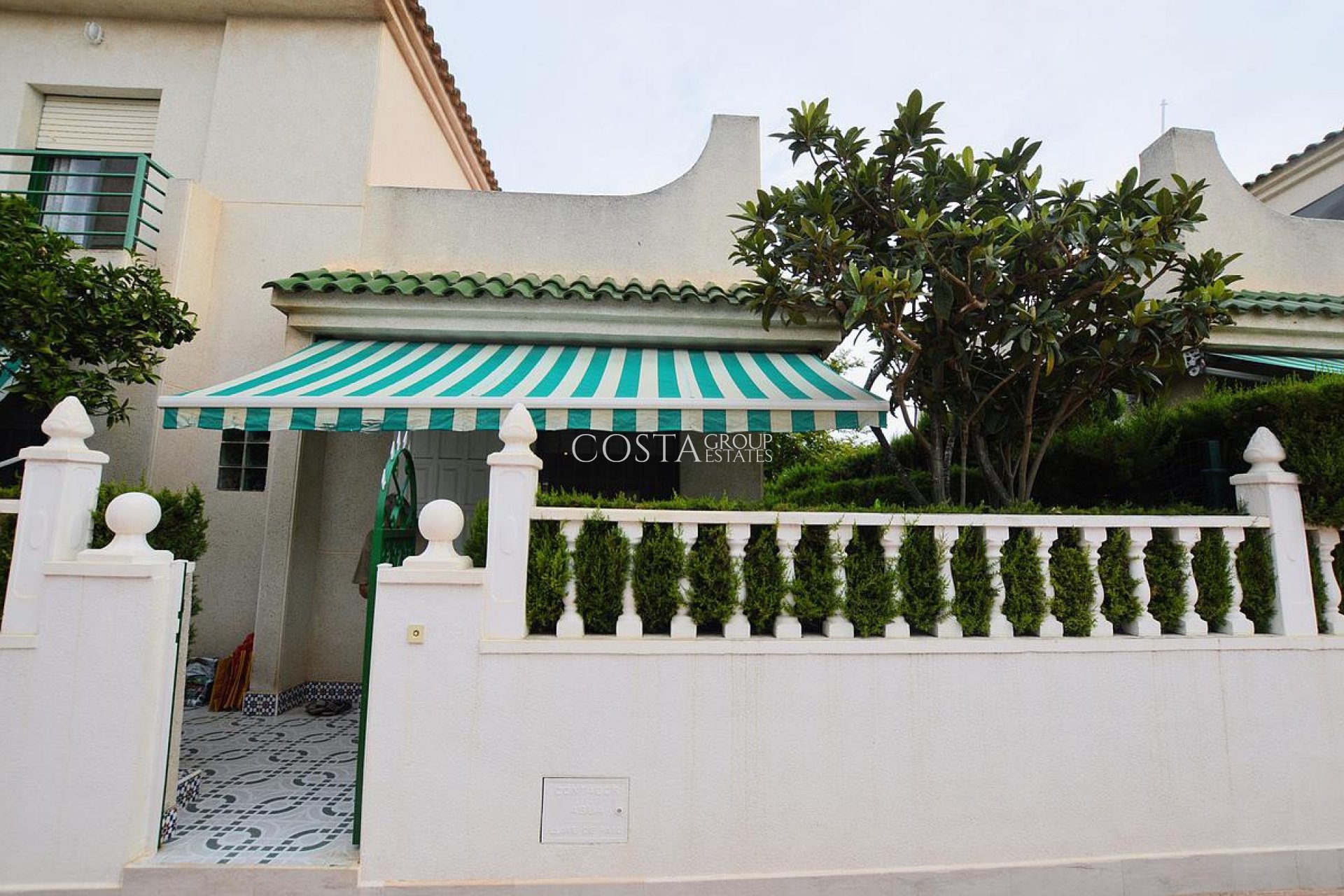 Wiederverkauf - Villa -
Orihuela - Punta Prima