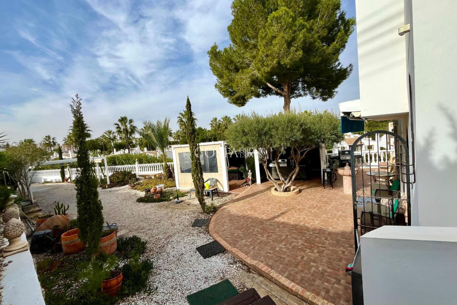 Wiederverkauf - Villa -
Orihuela - Villamartin