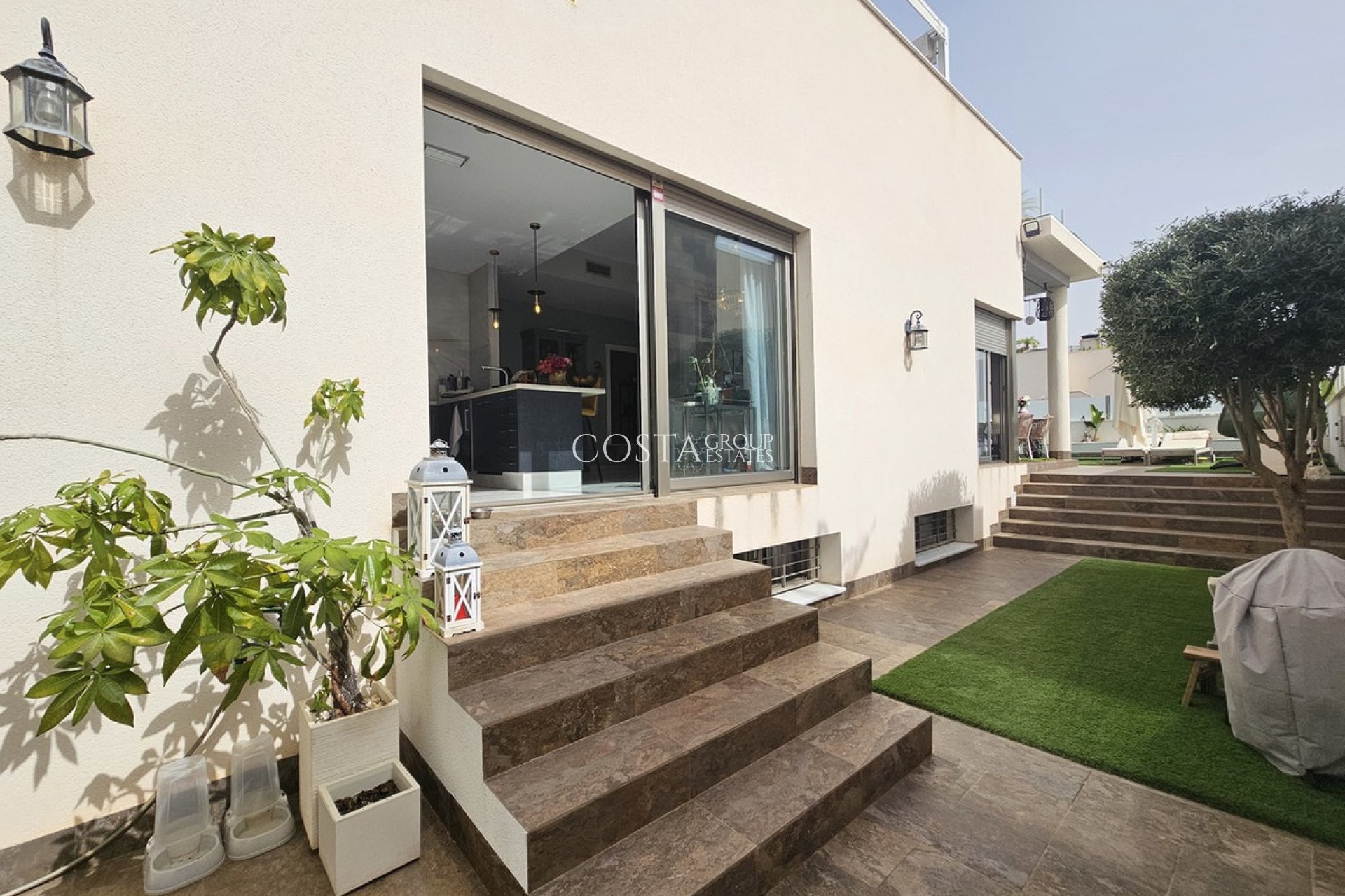 Wiederverkauf - Villa -
Orihuela - Villamartin