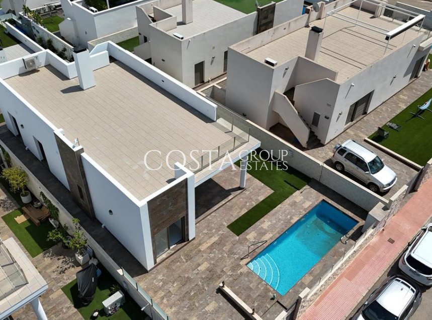 Wiederverkauf - Villa -
Orihuela - Villamartin