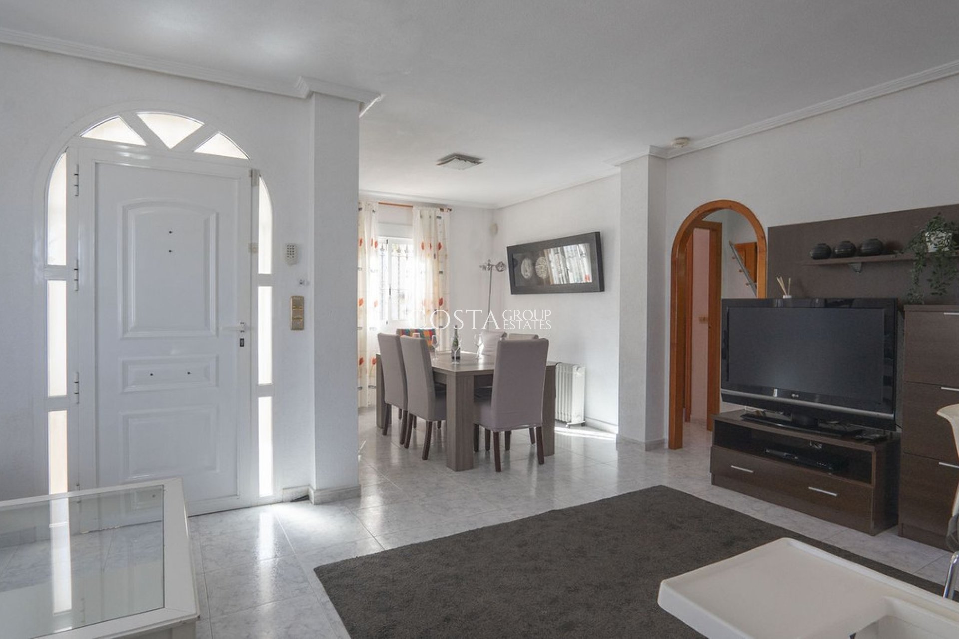 Wiederverkauf - Villa -
Orihuela - Villamartin