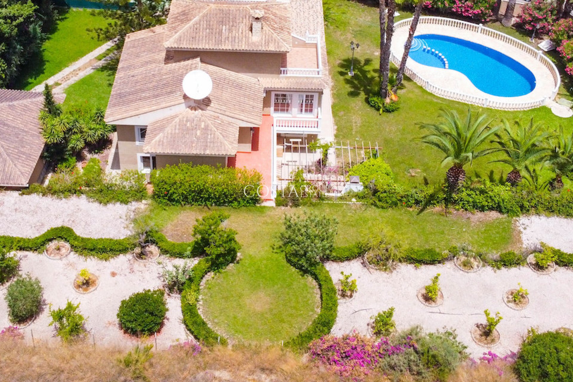 Wiederverkauf - Villa -
Orihuela - Villamartin